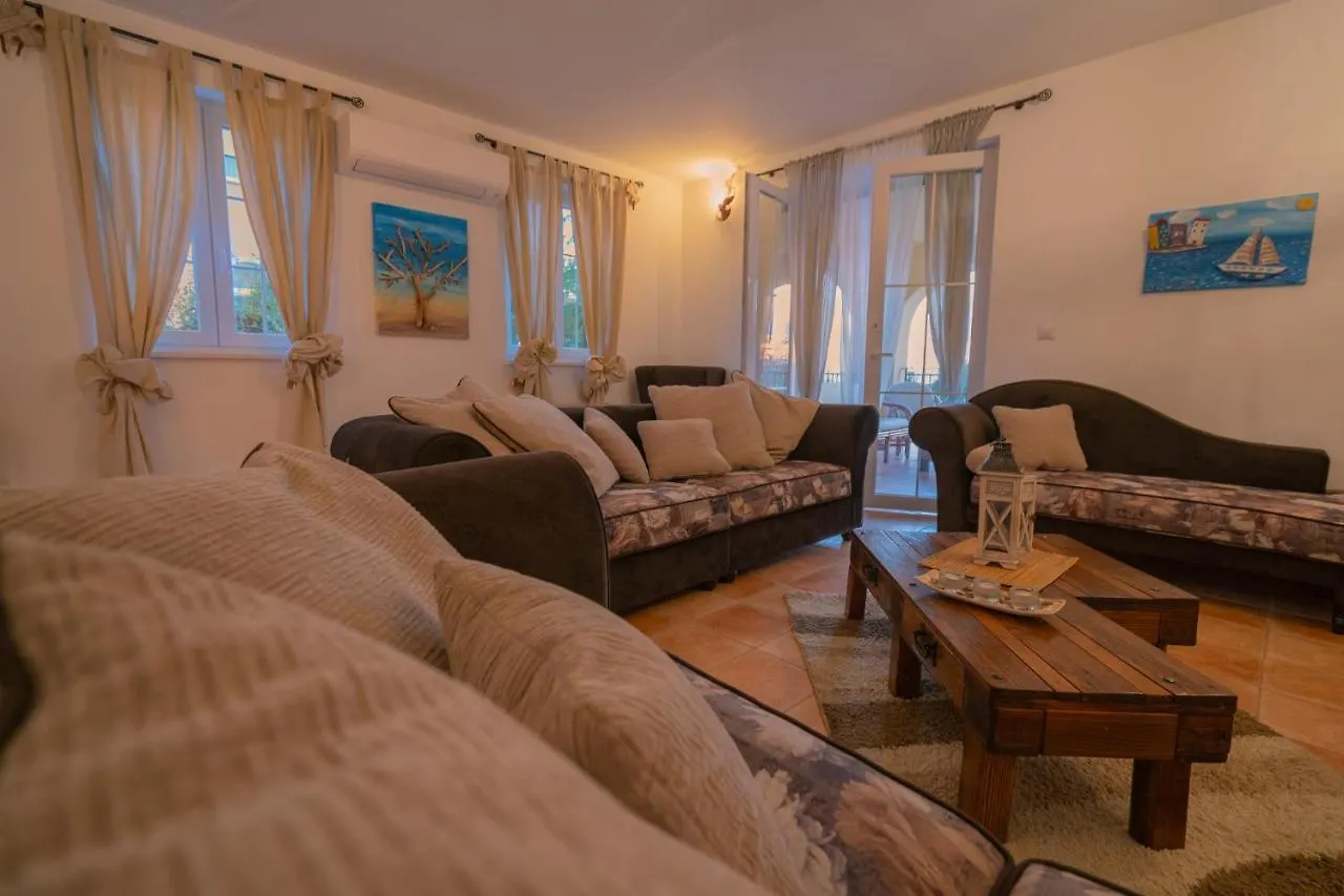 Villa Oasis Kostrena 0*,